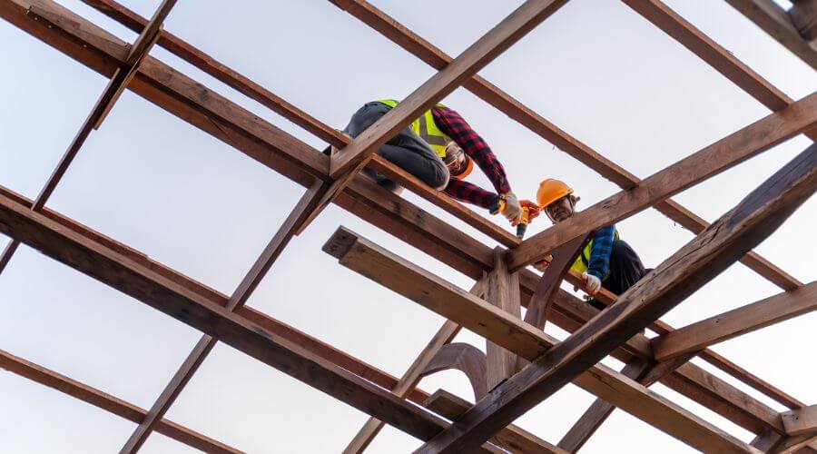 Professional gutter cleaning services in Hallwood, VA